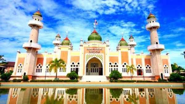 Central Mosque in Pattani Recognized as Thailand’s Taj Mahal