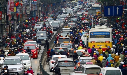 Hanoi sets target to ban motorbikes from downtown by 2025