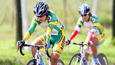 Cyclist wins gold at SEA Games warm-up event