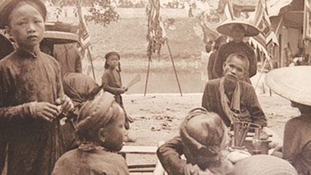 Photos show life in Hanoi 100 years ago