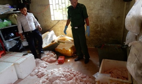 Tainted pig breasts found being disguised as goat breasts in Vietnam