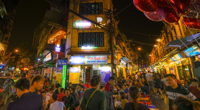 10 places to enjoy a full night in Hanoi