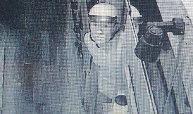 HCM City police search for restaurant burglars caught on camera