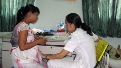 Vietnam accepts first 10 surrogacy requests