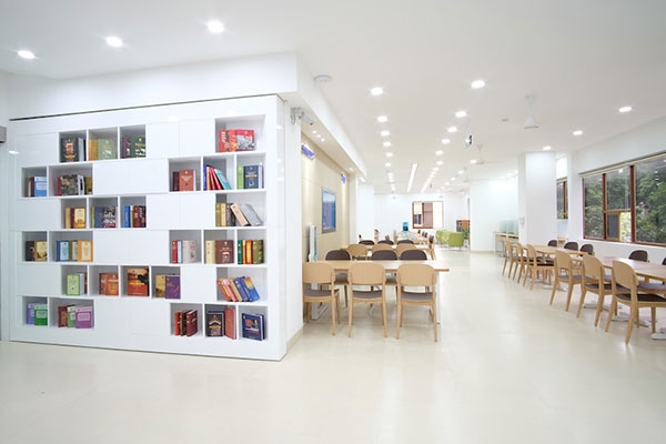 Samsung opens S.hub sharing space at Vietnam National Library