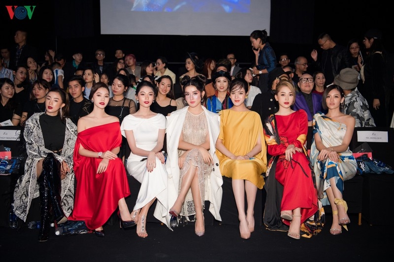 Vietnam International Fashion Week concludes in Hanoi