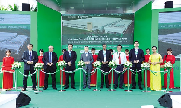 New Schneider Electric plant reflects firm’s global concept