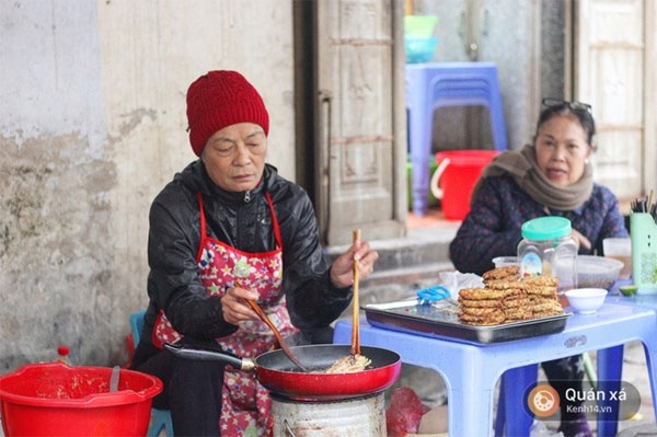 When it gets cold, it’s time for some greasy seaworms