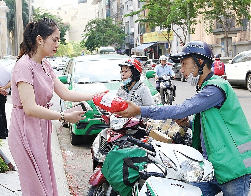 Seizing e-trade for smaller firms