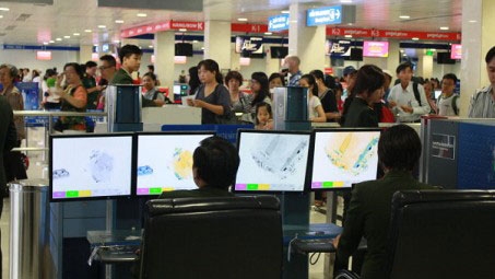 Vietnam’s armed flight security officers to come from police ministry