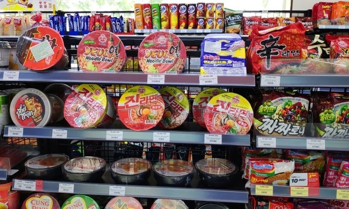 Korean firms up instant noodles investment in Vietnam