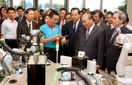 Vietnam seeks to improve human resources