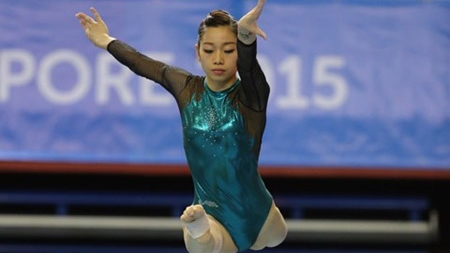 Gymnasts return empty-handed