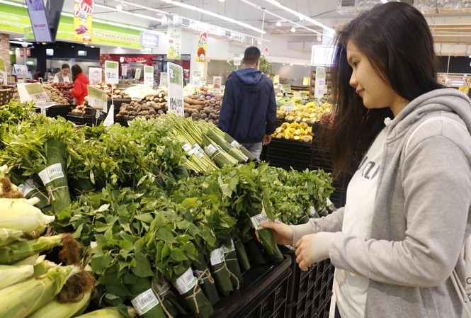 Saigon wants all retail outlets free of plastic bags