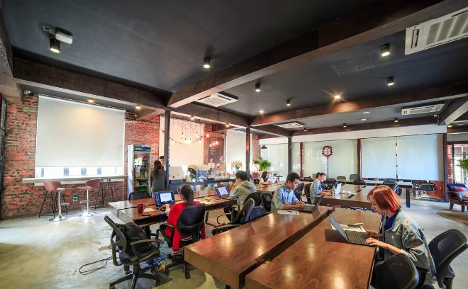 Shared workspace business flourishes in downtown HCMC