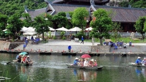 Tours to Singapore combining sightseeing with watching sports