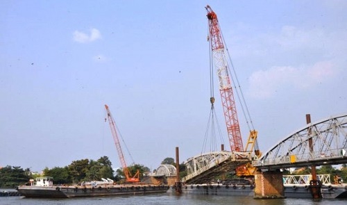 Vietnam’s north-to-south trains soon back to full operation