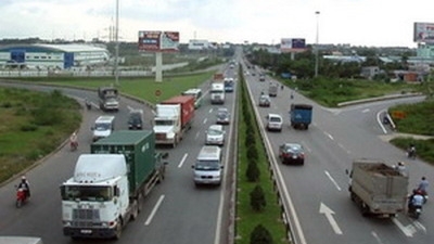 Transport projects reviewed for overspending