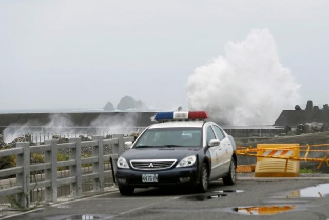 Taiwan, China batten down hatches as super typhoon approaches