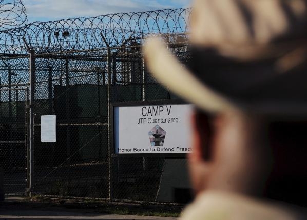 US sends nine Yemeni prisoners from Guantanamo Bay to Saudi Arabia