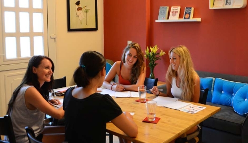 The best places to study Vietnamese in Hanoi