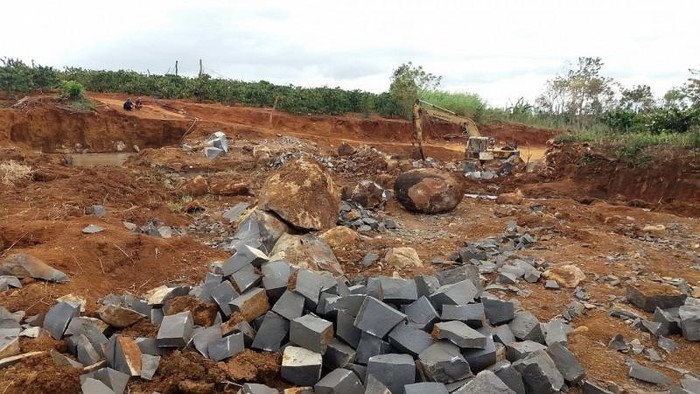 Vietnam to export rare earth minerals, faces competition with China