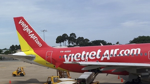 VietJet orders more A321 jets, mulls long-haul operations