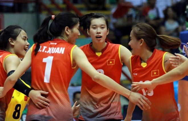 Vietnam lose to Japan at Asian volleyball