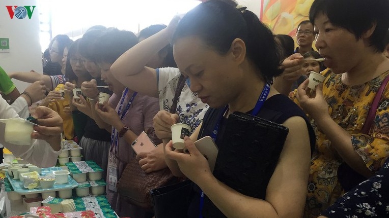 Vietnamese products to be exported to China via official channels