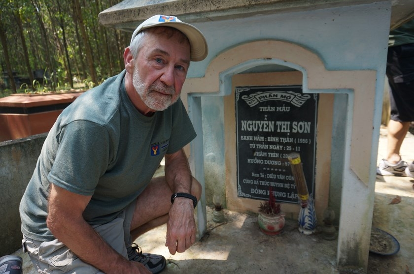 American veteran finds peace at former battlefield in Vietnam