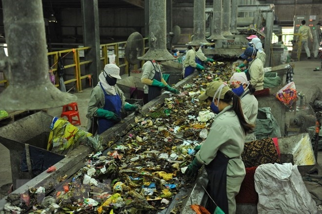 Sorting garbage key to treatment