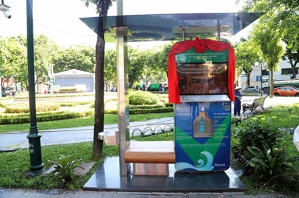 First AI water purifier system put into service in Hanoi