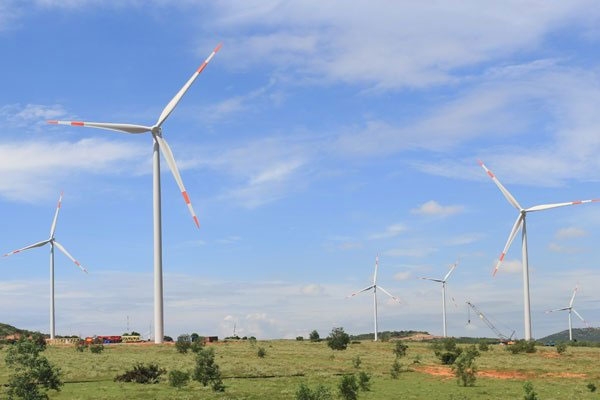 Investors waiting for higher wind power prices