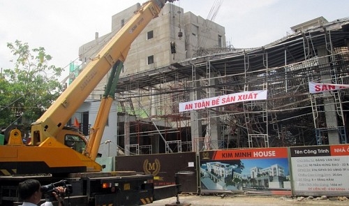 Two construction workers killed in concrete floor collapse