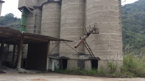 Police search for radioactive device missing from cement plant