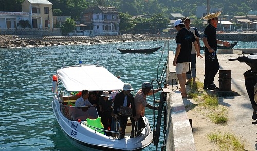 IUCN-backed initiative to improve Vietnam’s Cu Lao Cham Island ecosystem