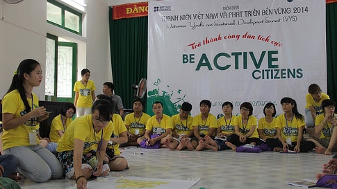 Vietnamese, Chinese youths wrap up annual exchange