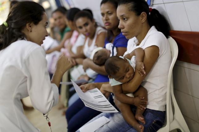 Zika virus spreads fear among pregnant Brazilians