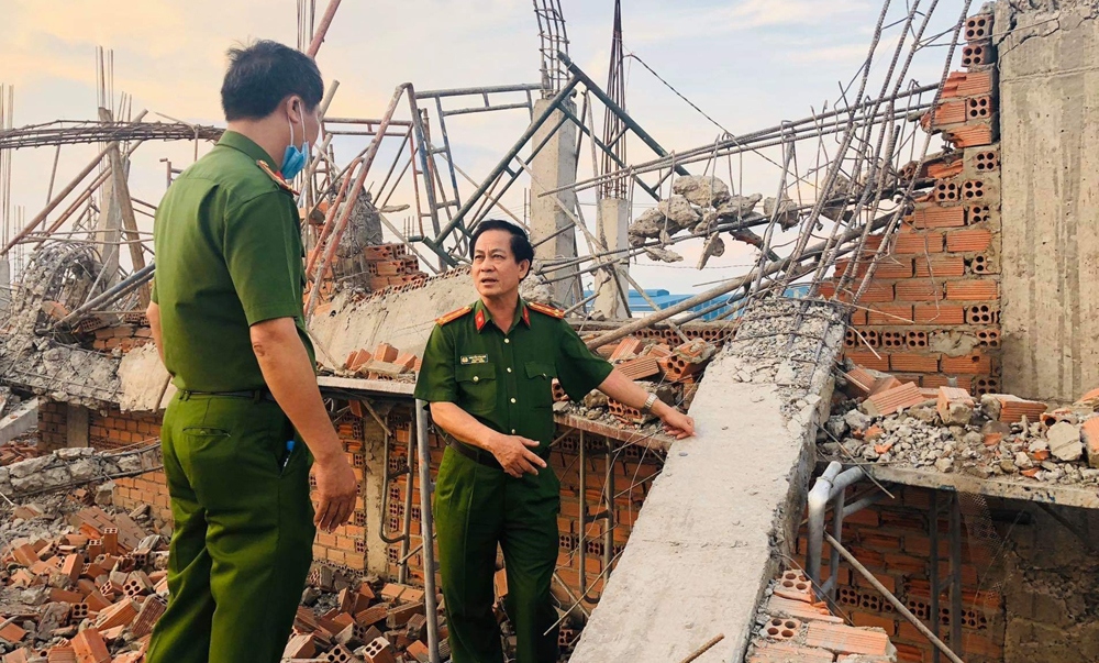 Khởi tố vụ sập tường công trình làm 10 người chết ở Đồng Nai