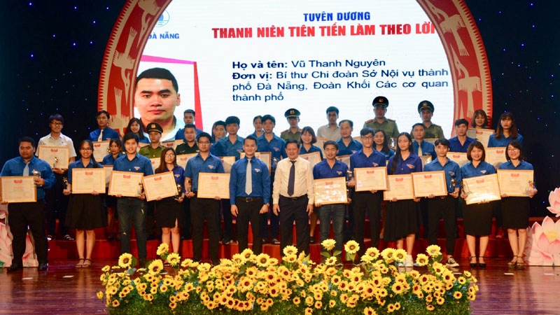 Đà Nẵng tuyên dương điển hình thanh niên làm theo lời Bác