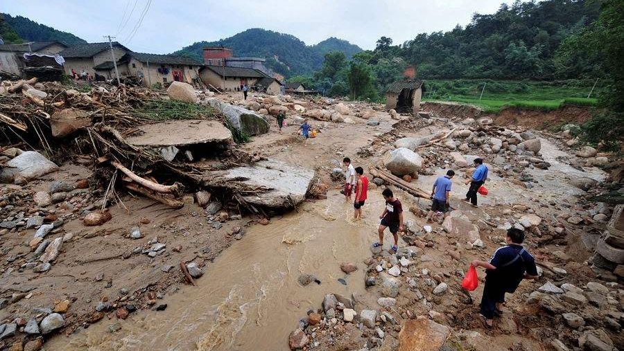 28 ngày liên tiếp Trung Quốc ra cảnh báo mưa lớn