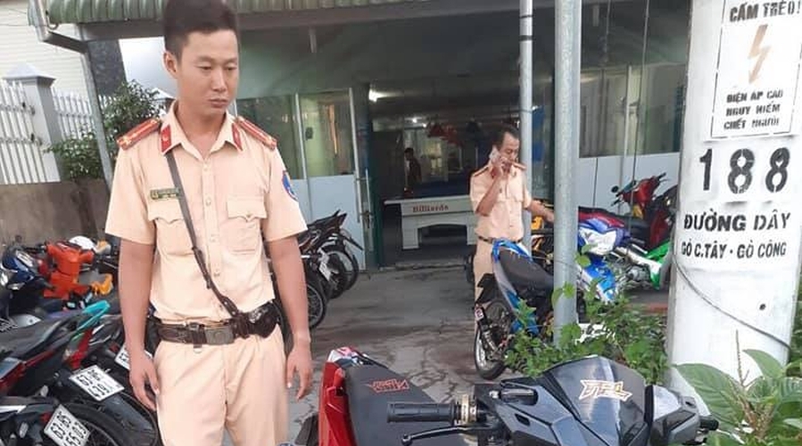 Kịp thời ngăn chặn vụ đua xe trái phép với gần 50 quái xế