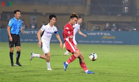 Chủ tịch VPF: Không thể có phương án hoàn hảo cho 14 CLB V-League