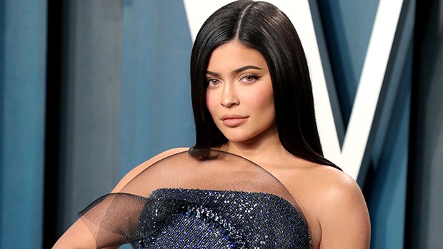 Mặc tranh cãi, Kylie Jenner giữ vững ngôi vị tỷ phú tự thân trẻ nhất