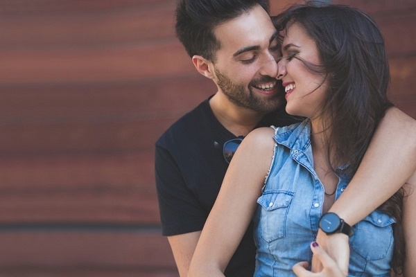 Những dấu hiệu nhận biết khi đàn ông yêu thật lòng