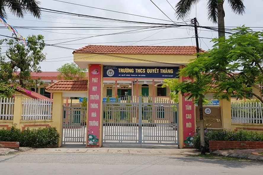 Nam sinh tử vong do điện giật khi chặt cây tại trường