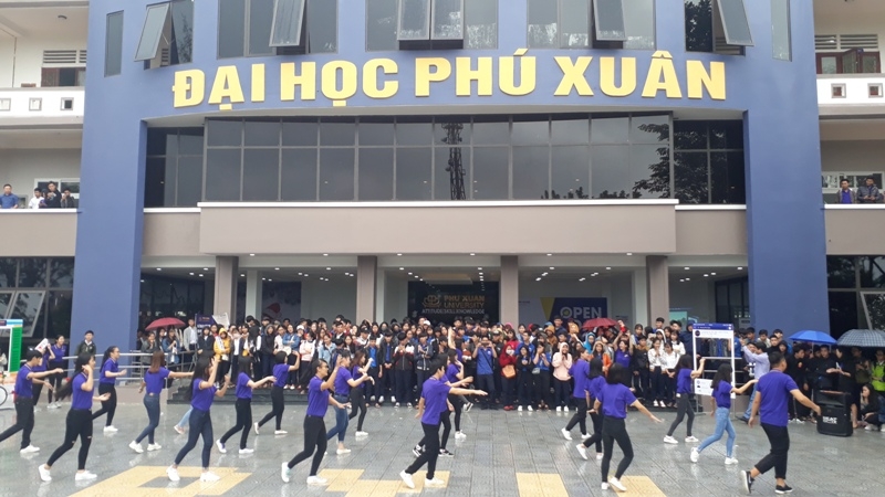 Trường đại học đầu tiên cho học sinh nghỉ hết tháng 8 tránh dịch Covid-19