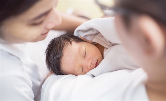 Vì sao gia đình trẻ lại ngại sinh con?