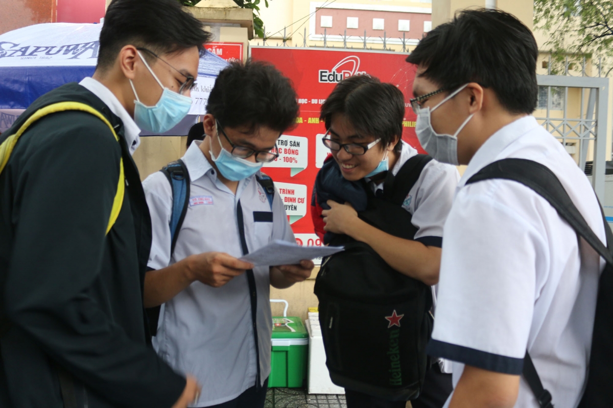 Nhiều trường đại học ở TP HCM dự kiến tăng điểm đầu vào