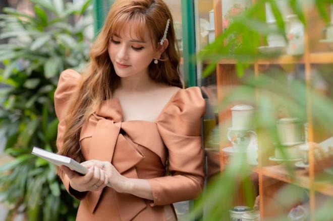 Ca sĩ Thu Thủy tố ekip phim 'Hạnh phúc của mẹ' dùng chùa nhạc